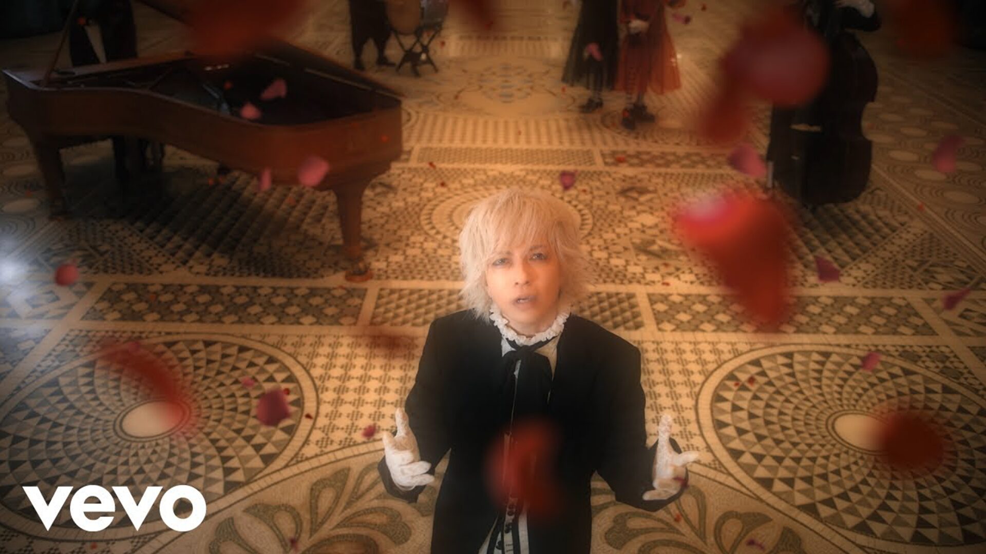 HYDE / FINAL PIECE